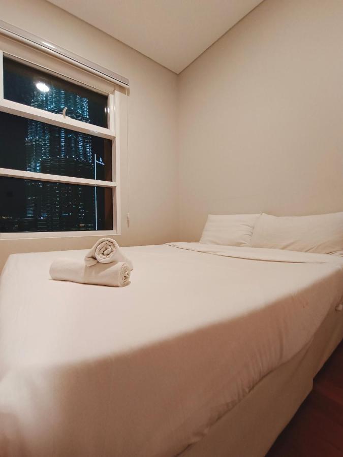 Sky Suites Klcc Kl Home Куала-Лумпур Екстер'єр фото