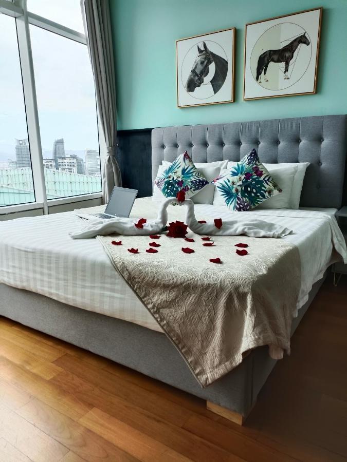 Sky Suites Klcc Kl Home Куала-Лумпур Екстер'єр фото