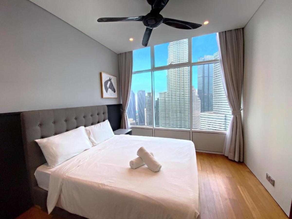 Sky Suites Klcc Kl Home Куала-Лумпур Екстер'єр фото