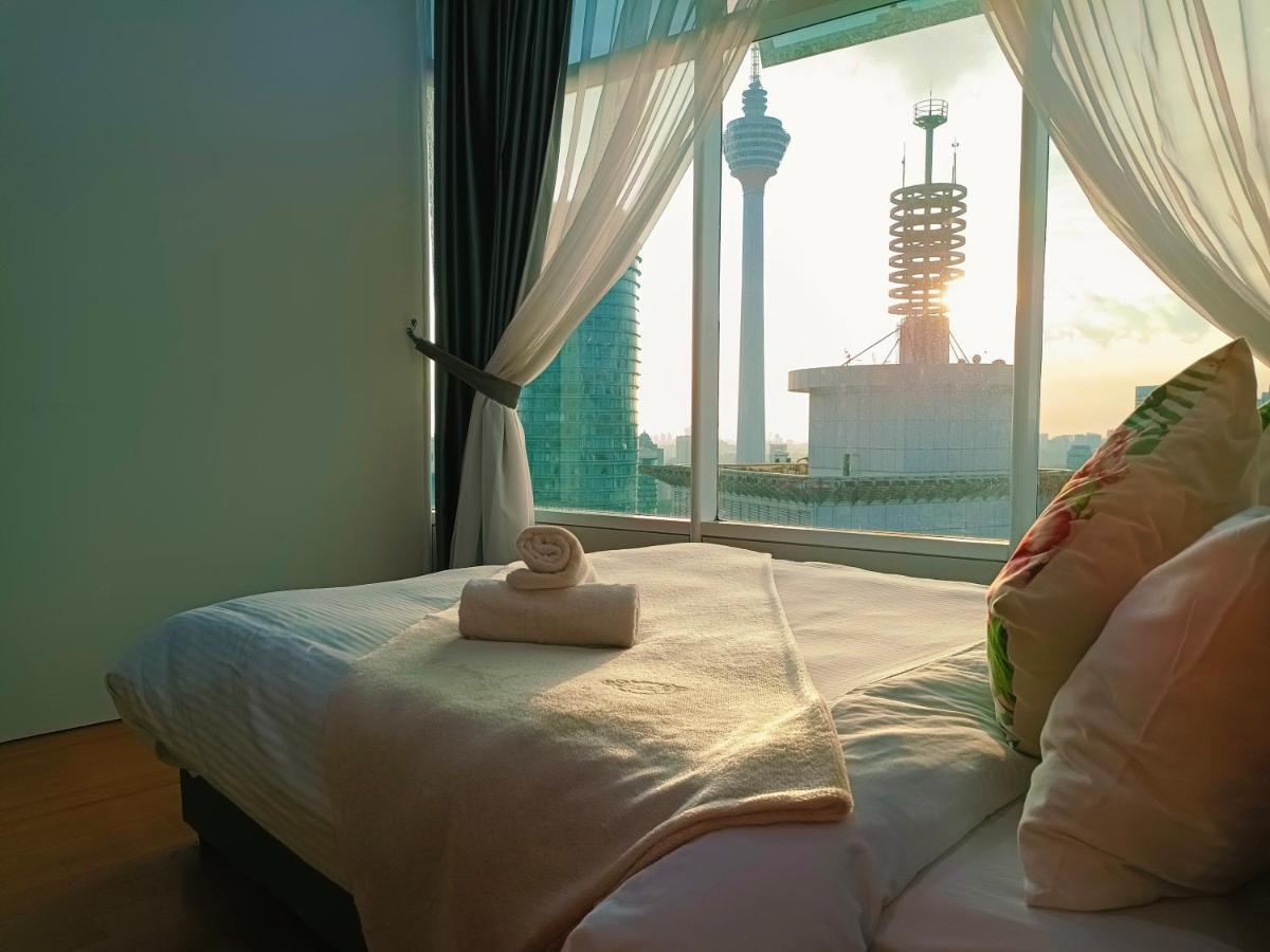 Sky Suites Klcc Kl Home Куала-Лумпур Екстер'єр фото